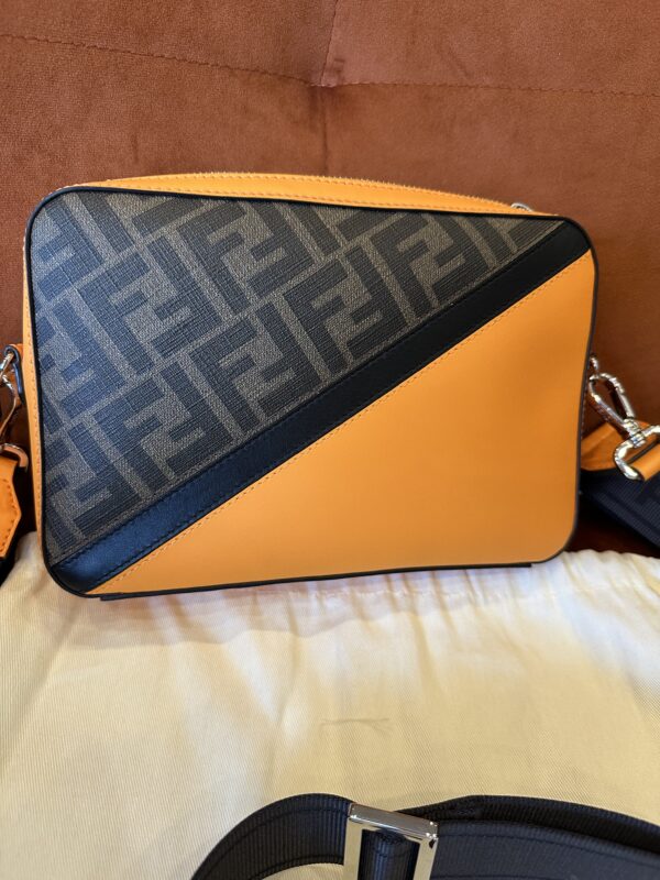 Fendi crossbody - Image 4
