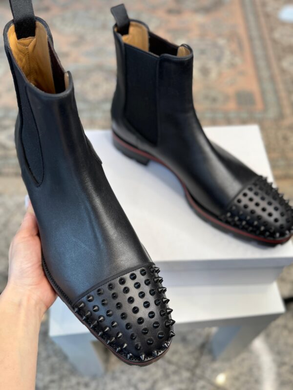Louboutin čierne kotníčky