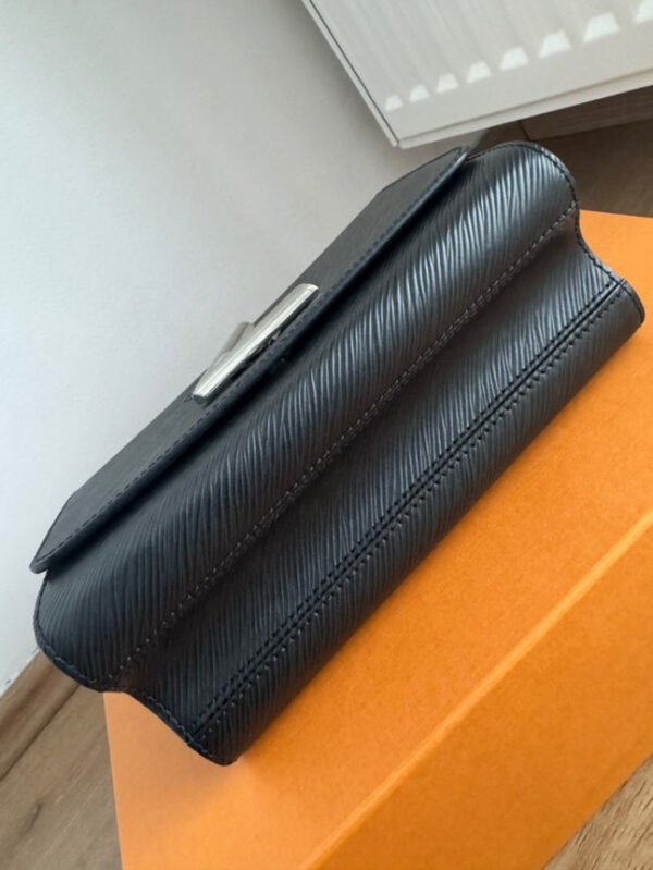 Louis Vuitton Twist MM - Image 5