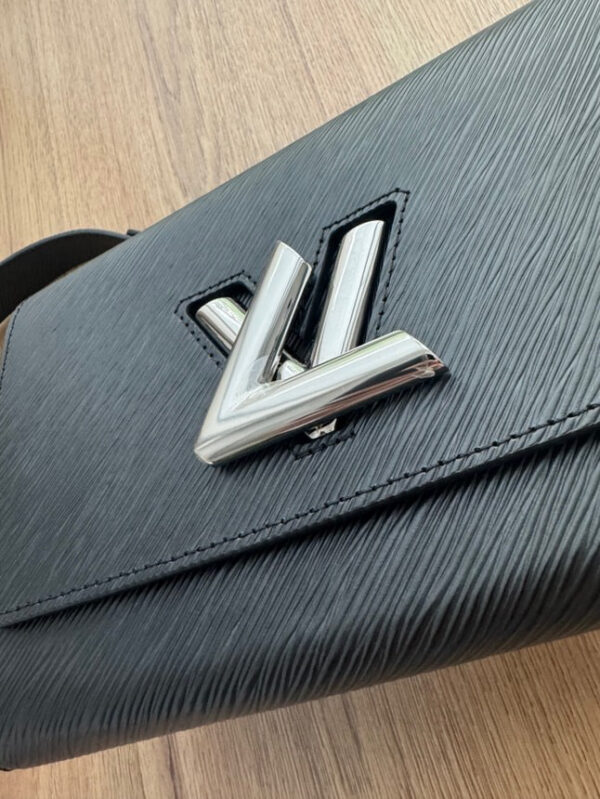 Louis Vuitton Twist MM - Image 8