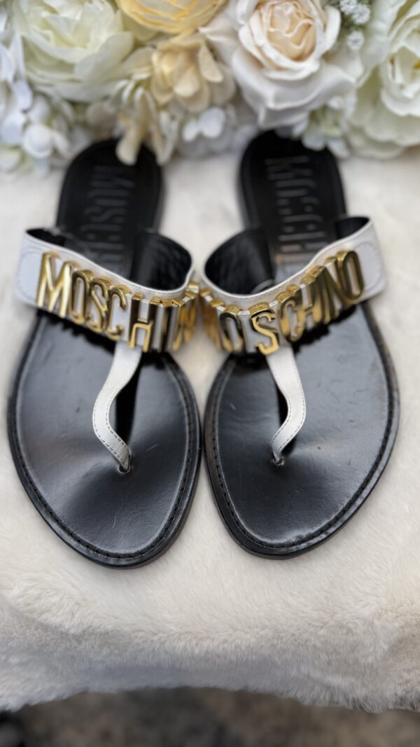 Moschino šľapky - Image 3