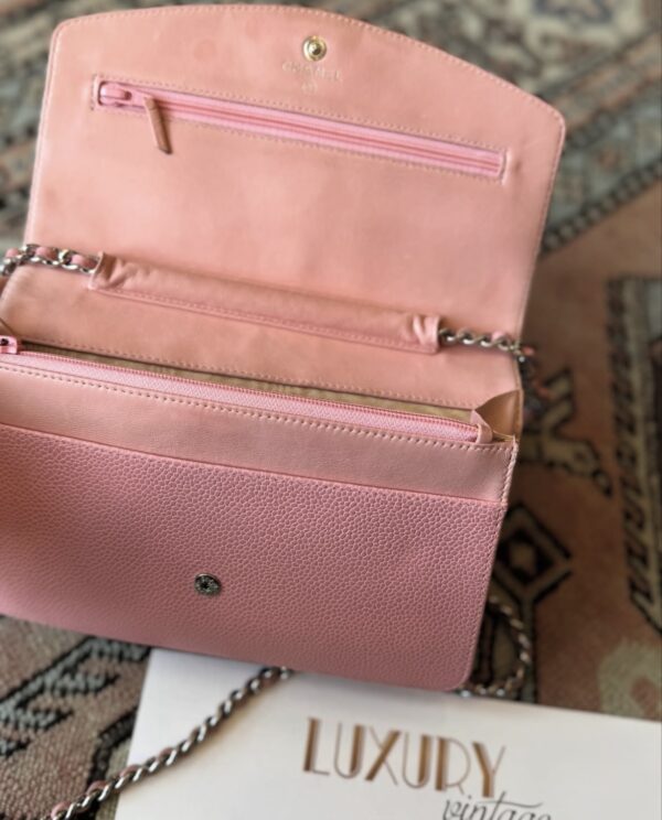 Chanel pink crossbody - Image 6